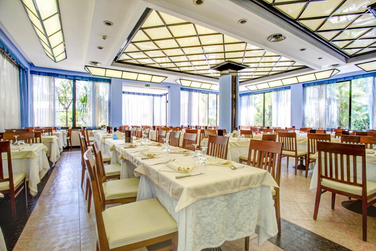 Hotel Rosalba - Valentini Family Village 贝拉里亚-伊贾马里纳 外观 照片